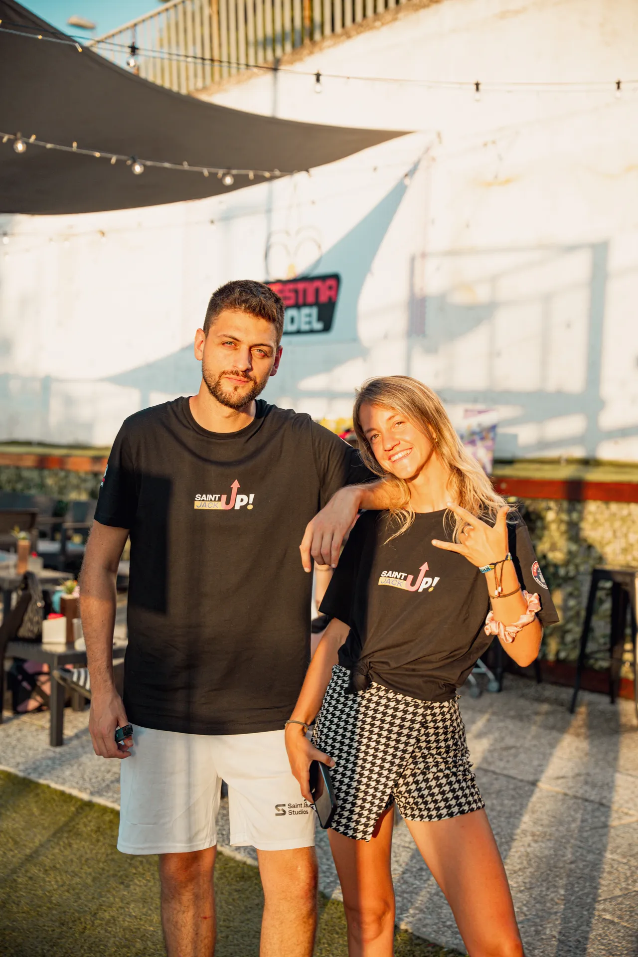Due componenti dello staff del Saint Jack Up al circolo di padel, nella giornata del torneo
